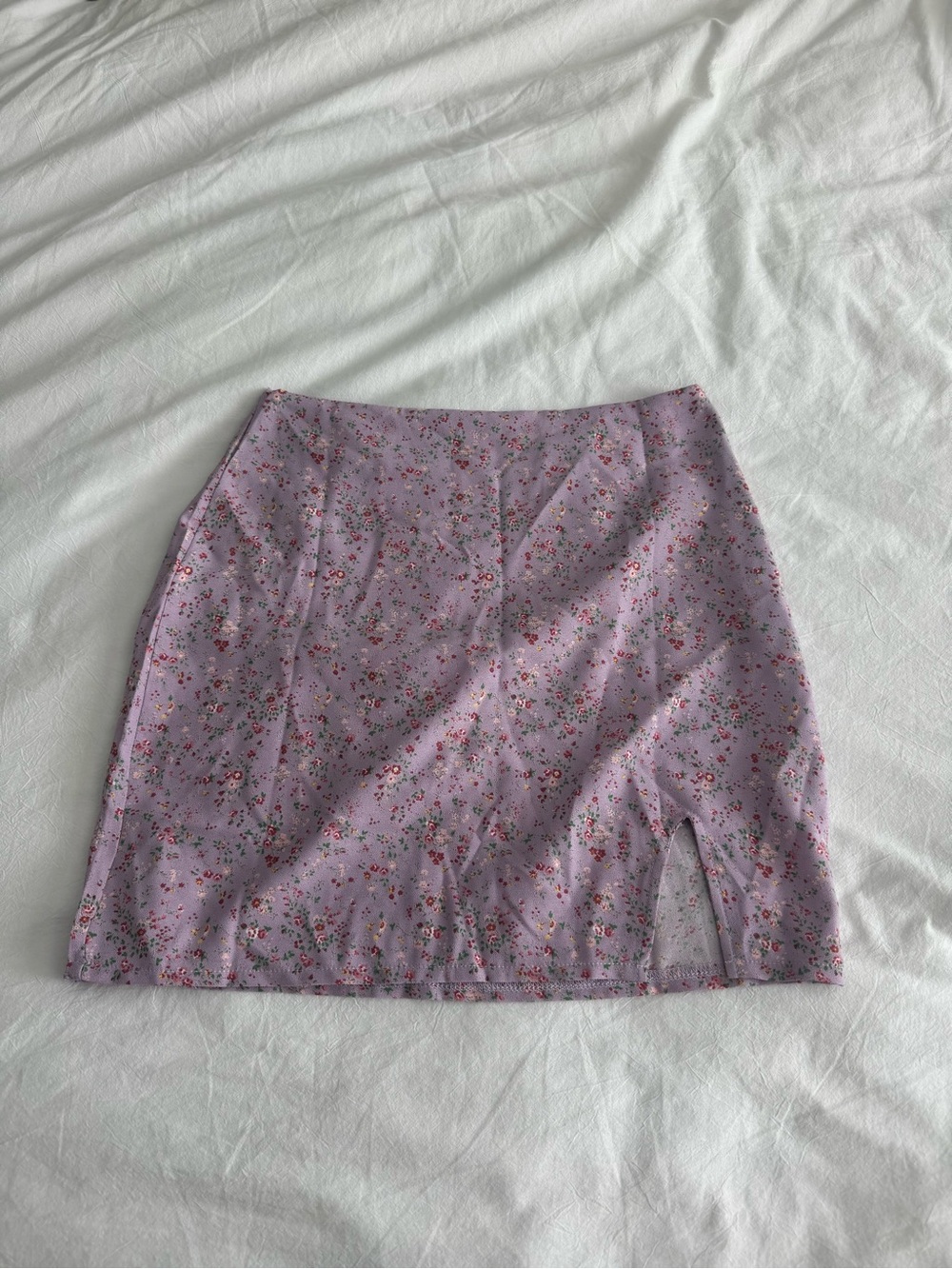 SHEIN Lavender Floral Mini Skirt with Small Side Slit
